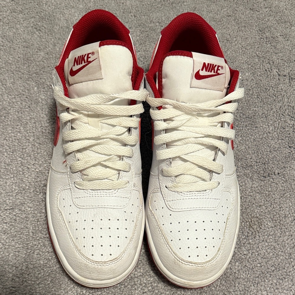 Nike Men's White and Red Sneakers